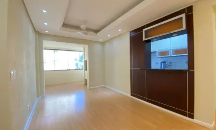 Apartamento com 2 Dormitórios, Suíte e 2 Vagas – Condomínio Completo e Localização Privilegiada!