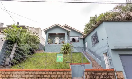 Casa no Jardim Itu Sabará com 160m² de área privativa, 3 quartos, 2 suítes, amplo pátio