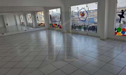 Salão Comercial para Locação em Itaquaquecetuba, Vila Monte Belo