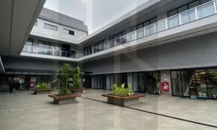 Salão Comercial para Locação em Arujá, Jardim das Cerejeiras, 1 vaga