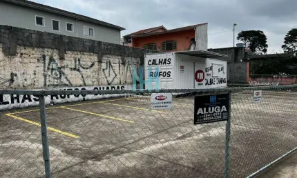 Terreno para locação em arujá, jordanópolis, 1 banheiro