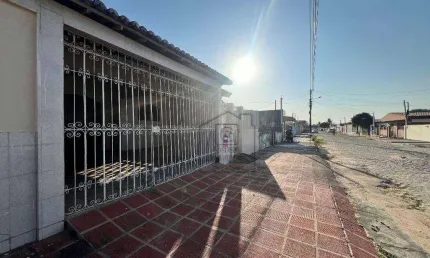 Ampla Casa no Bairro Potengi - Venda - 4 quartos - Natal/RN - CA0173