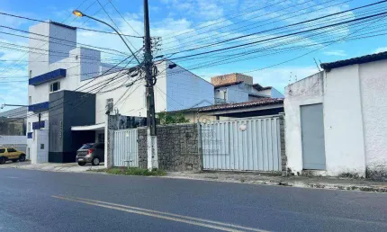 Casa Ampla à Venda em Lagoa Nova – Espaço e Versatilidade para Residencial ou Comercial - 4 dormitórios - 238 m² - Natal/RN - CA0517