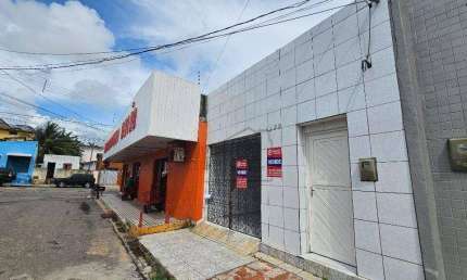 Casa à Venda no Alecrim - 2 Quartos - 120 m² - Natal/RN - CA0539