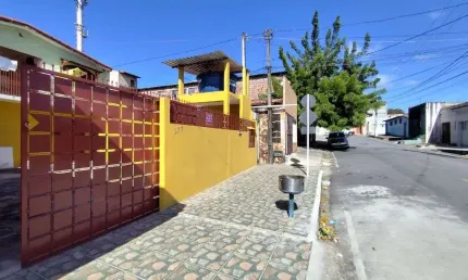Casa térrea para locação nas quintas – praticidade e espaço no seu dia a dia - 2 quartos - 50 m² - natal/rn - ap0742