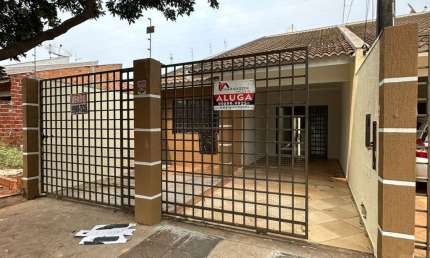 Oportunidade Imperdível! Casa com 3 Quartos (1 Suíte) e Área de Lazer Completa