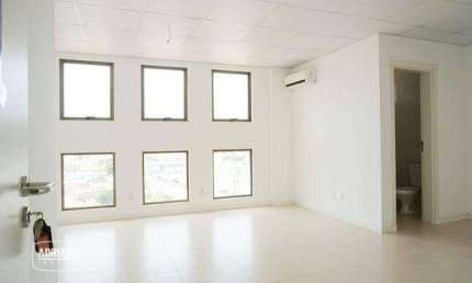Conjunto com 5 salas comerciais, 163 m² por R$ 1.025.000 - Capoeiras - Florianópolis/SC