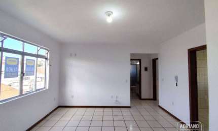 Apartamento com 2 dormitórios para alugar, 105 m² por R$ 2.402,94/mês - Ipiranga - São José/SC