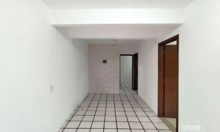 Apartamento fundos com 2 dormitórios para alugar, 65 m² por r$ 1.785/mês - rua josé do patrocínio, 118 - apartamento 02 - capoeiras - florianópolis/sc