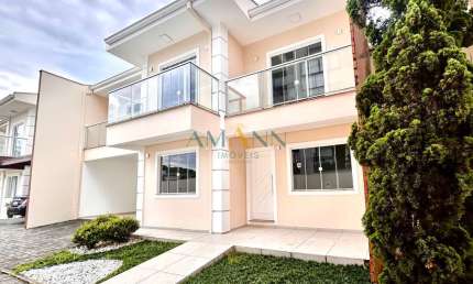 Casa com 3 quartos à venda no Costa e Silva, Joinville 