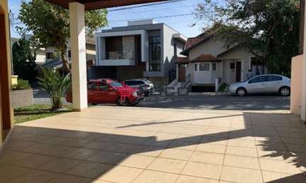 Casa Térrea / Altos da Serra I / Urbanova / 04 Dormitórios / 170m² / São José dos Campos