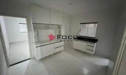 Casa térrea/ Jardim Morumbi/ 03 Dormitórios sendo 01 suíte/São José dos Campos