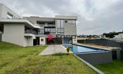 Casa em Condomínio com 5 suítes, 600m2, Reserva do Paratehy - Urbanova