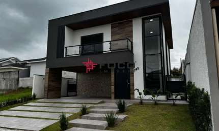 Casa sobrado/ Residencial Mantiqueira/ 250m²/São José dos Campos
