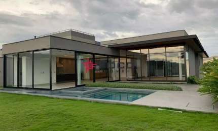 Casa de Alto Padrão com 4 suítes, 600m² por R$ 6.450.000,00 - Urbanova