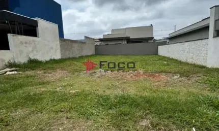 TERRENO plano em boa localização no Condomínio Reserva Rudá com 250 m²