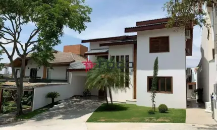 Casa em Condomínio à Venda com 4 suítes, 350m² - R$4.000.000 - Jardim Aquarius