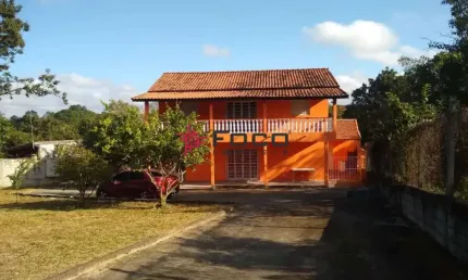 Sobrado / Portal Mantiqueira / 05 dormitórios / 1000 m² de terreno / 211 m² de construção / Caçapava