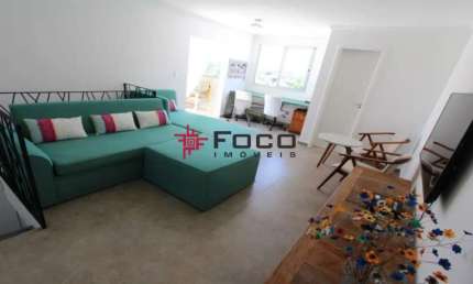Apartamento cobertura duplex / 03 dormitórios sendo 1 suite / Condomínio Campos De Savoya / 110 m² de área construída / São José dos Campos