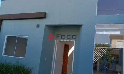 Casa / Portal dos Pássaros /  03 Dormitórios /  02 Vagas / 115m²AC / 140m²TE - São José dos Campos - SP