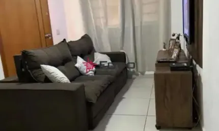 Casa  /  Jardim Santa Julia    / 03 Dormitórios / 150M²TE / 77M²AC / São José dos Campos