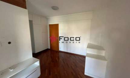Condomínio Piazza Strauss no Bairro Vila Ema. 63 m²- 02 dormitórios