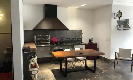 Casa sobrado/ Villa Branca/02 Dormitórios sendo 01 suíte/216m²/ Jacareí