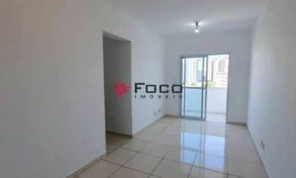 Apartamento - Ed. Varandas do Apollo - Vila Ema - 02 Dormitórios - 56m²