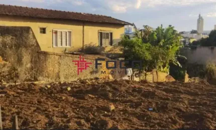 Terreno à venda na Rua Guararapes, Monte Castelo, São José dos Campos