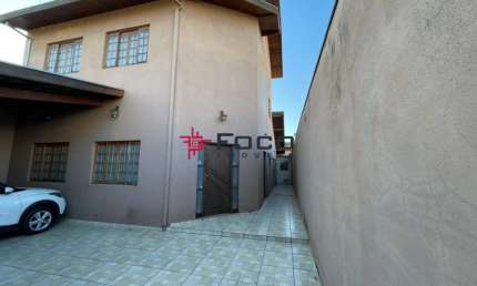 Sobrado a Venda / 4 Dormitórios / 252m² / Jardim Valparaiba / São José dos Campos