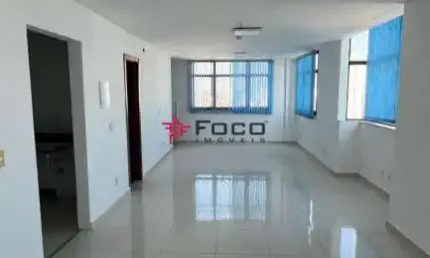 Sala comercial para alugar na Avenida Marechal Floriano Peixoto, Centro, São José dos Campos
