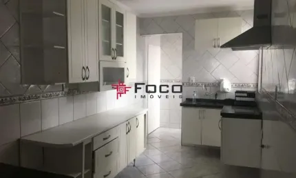 Apartamento /Palmeiras de São José / Condomínio Tatiana/72m²/ 02 dormitório sendo 01 suíte/São José dos Campos