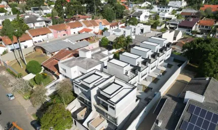 Casa com 3 quartos à venda na Rua Lívio Moreira, 536, SB 1, Ahú, Curitiba