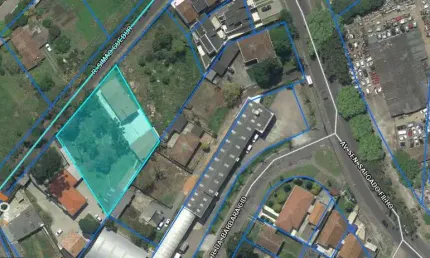 Terreno à venda na Rua Simão Guebur, 123, Uberaba, Curitiba