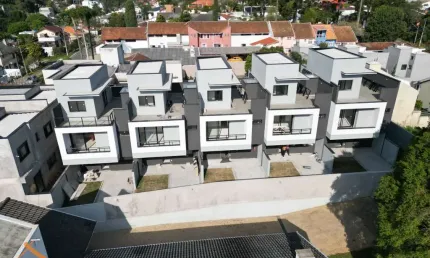 Casa com 3 quartos à venda na Rua Lívio Moreira, 536, SB 4, São Lourenço, Curitiba