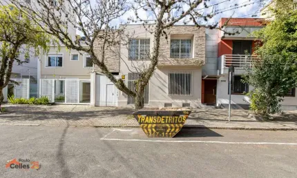 Casa comercial com 7 salas à venda na Rua Desembargador Motta, 2968, Centro, Curitiba