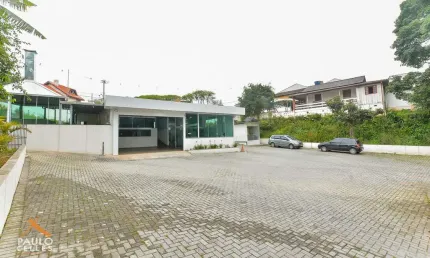 Casa comercial para alugar na Avenida Cândido Hartmann, 1787, Mercês, Curitiba