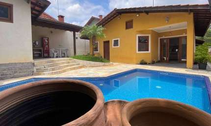 Residence Plaza - 3d(1sts) Ótima casa, lareira, piscina e gourmet!