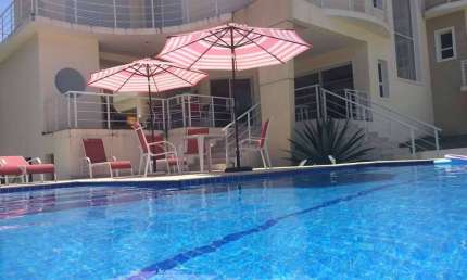 Jd Colonial - Nova, moderna, 4 suítes e 7 vagas cobertas!
