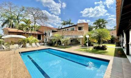 Cond. Recanto Inpla - Privacidade, 4 stes, lareira, piscina, gourmet!