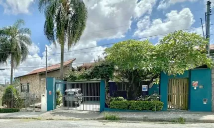 Jd. Jussara / S. Paulo - Charmosa 4 dorm/2ste, jardim privativo c/ gourmet!