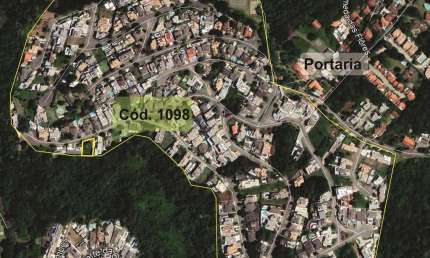 Cond. Golf Village (LOTE) 578,70 m² alto em declive, com linda vista!