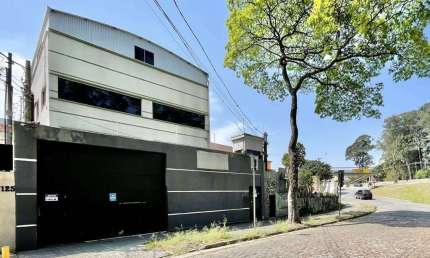 PRÉDIO COMERCIAL / AC 585 m², Km 12 Rod. Raposo Tavares!
