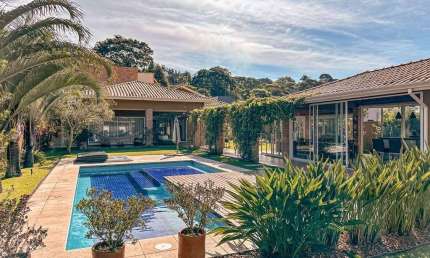 Cond D. Henrique II - 90% térrea, 4 sts, hóspedes, gourmet, piscina aquec.!