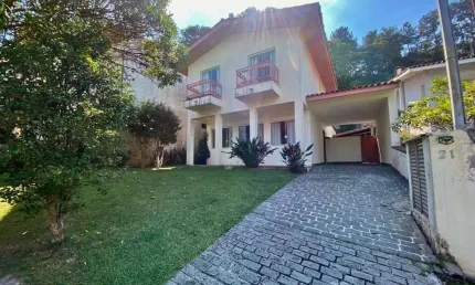 Cond. Villa Bianca - 4d/2sts c/ sacada, gourmet, piscina, jardim!