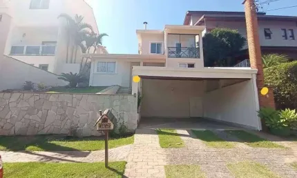 CASA NO COND. SP2 COTIA - SEM SURPRESAS LOCAÇÃO TUDO INCLUSO OU VENDA.