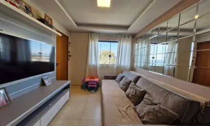 Apartamento com 2 quartos à venda na Rua Joaquim Rocha, 775, Rio Verde, Colombo, 50 m2 por R$ 320.000