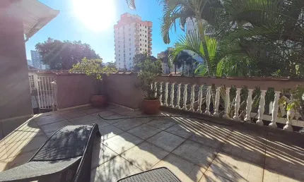 Espaçosa casa no moinho velho: aconchego e conforto ao seu alcance!