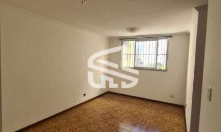 Apto para locacao sendo 2 quartos, sala, cozinha, banheiro, lavanderia e 1 vaga de garagem- 50 metros da Estacao Bresser Mooca