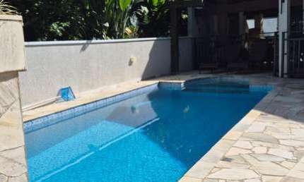 Casa com área de lazer completa - Residencial Guaratuba II